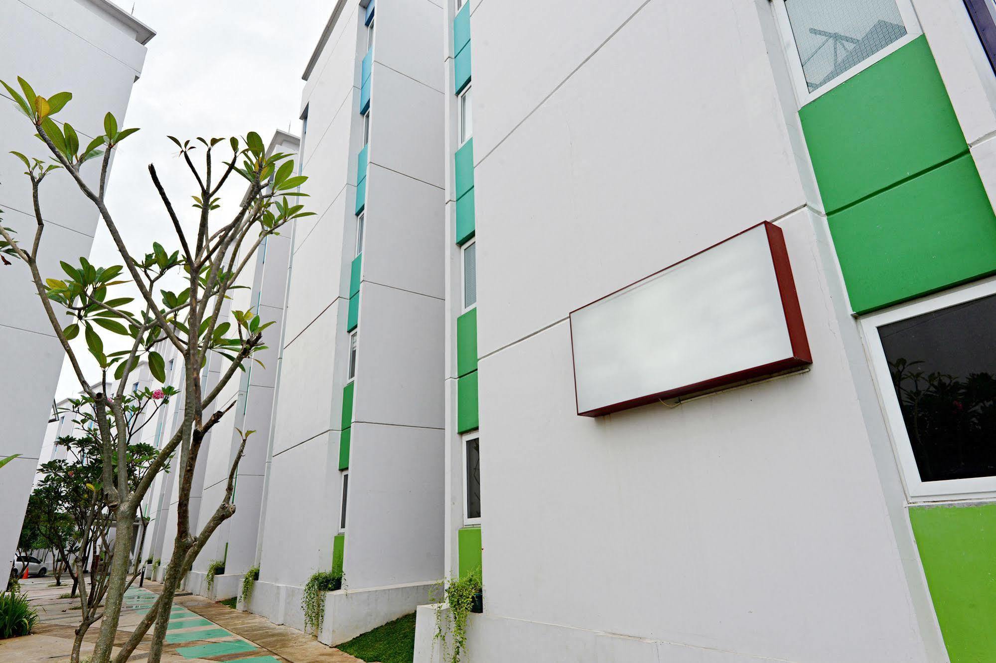 Zen Rooms Basic Tangerang Aeropolis Zewnętrze zdjęcie