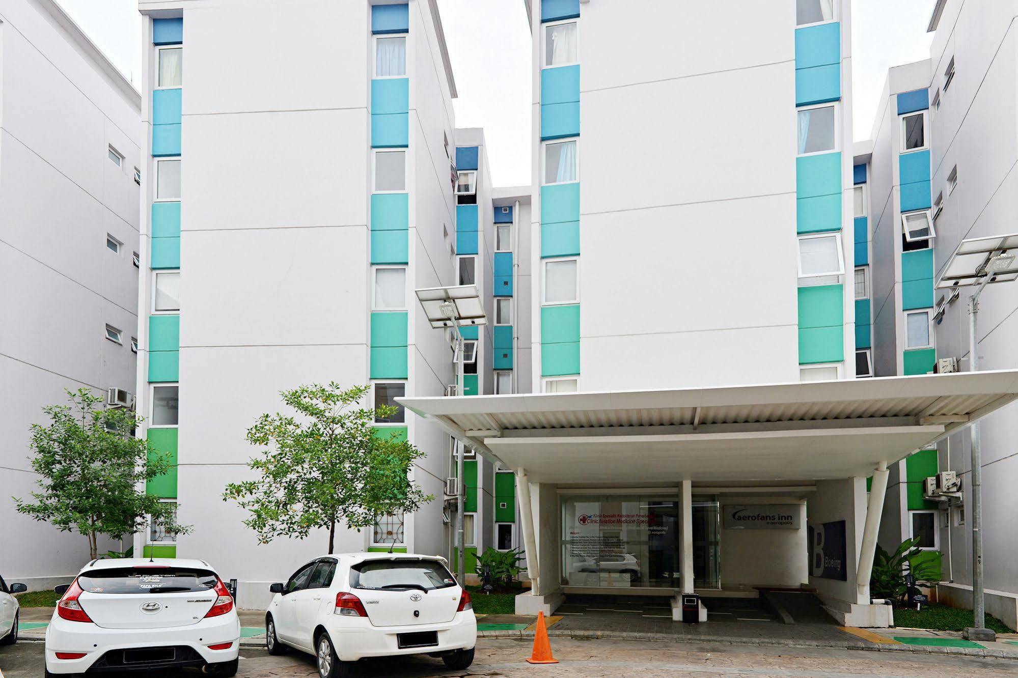 Zen Rooms Basic Tangerang Aeropolis Zewnętrze zdjęcie