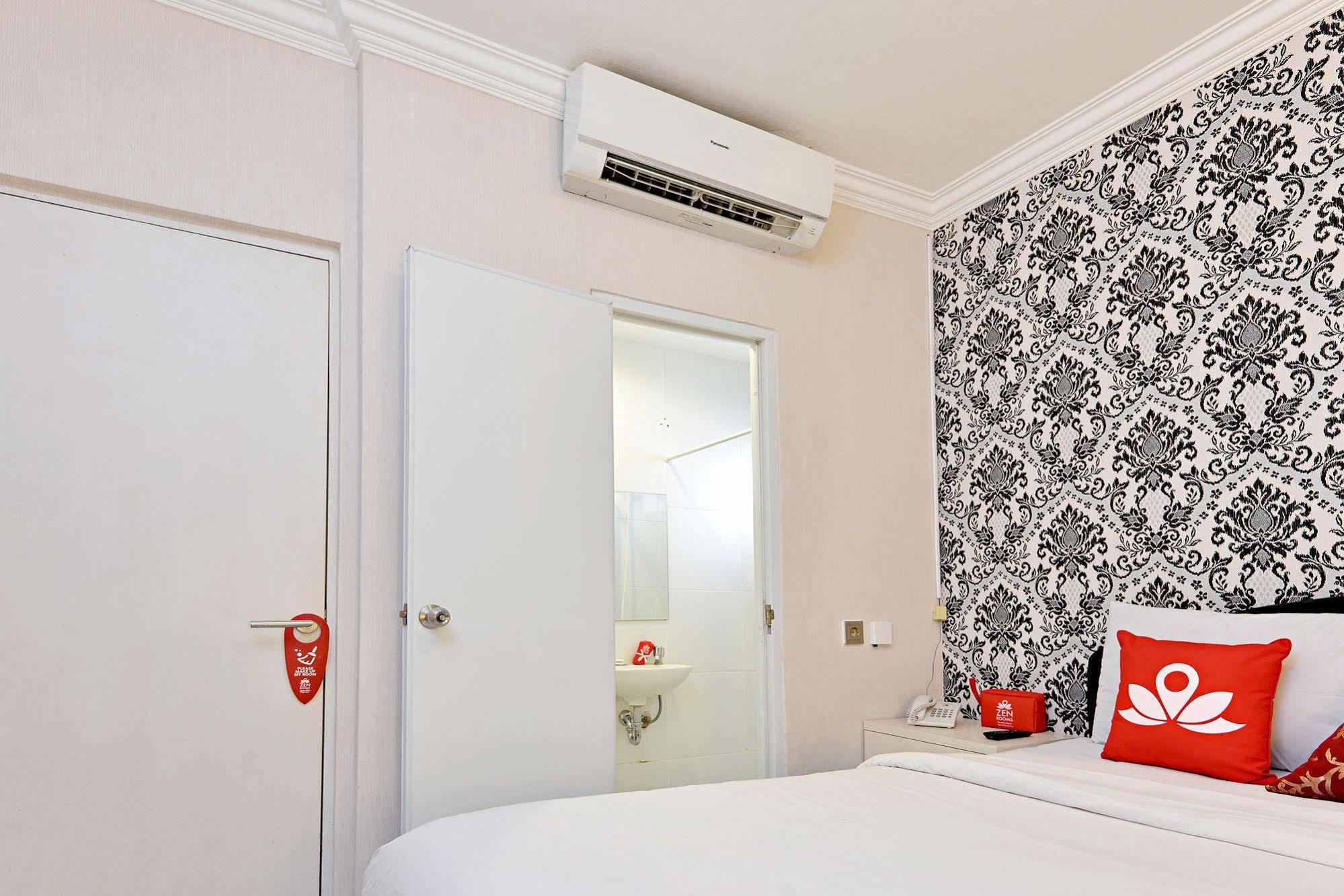 Zen Rooms Basic Tangerang Aeropolis Zewnętrze zdjęcie